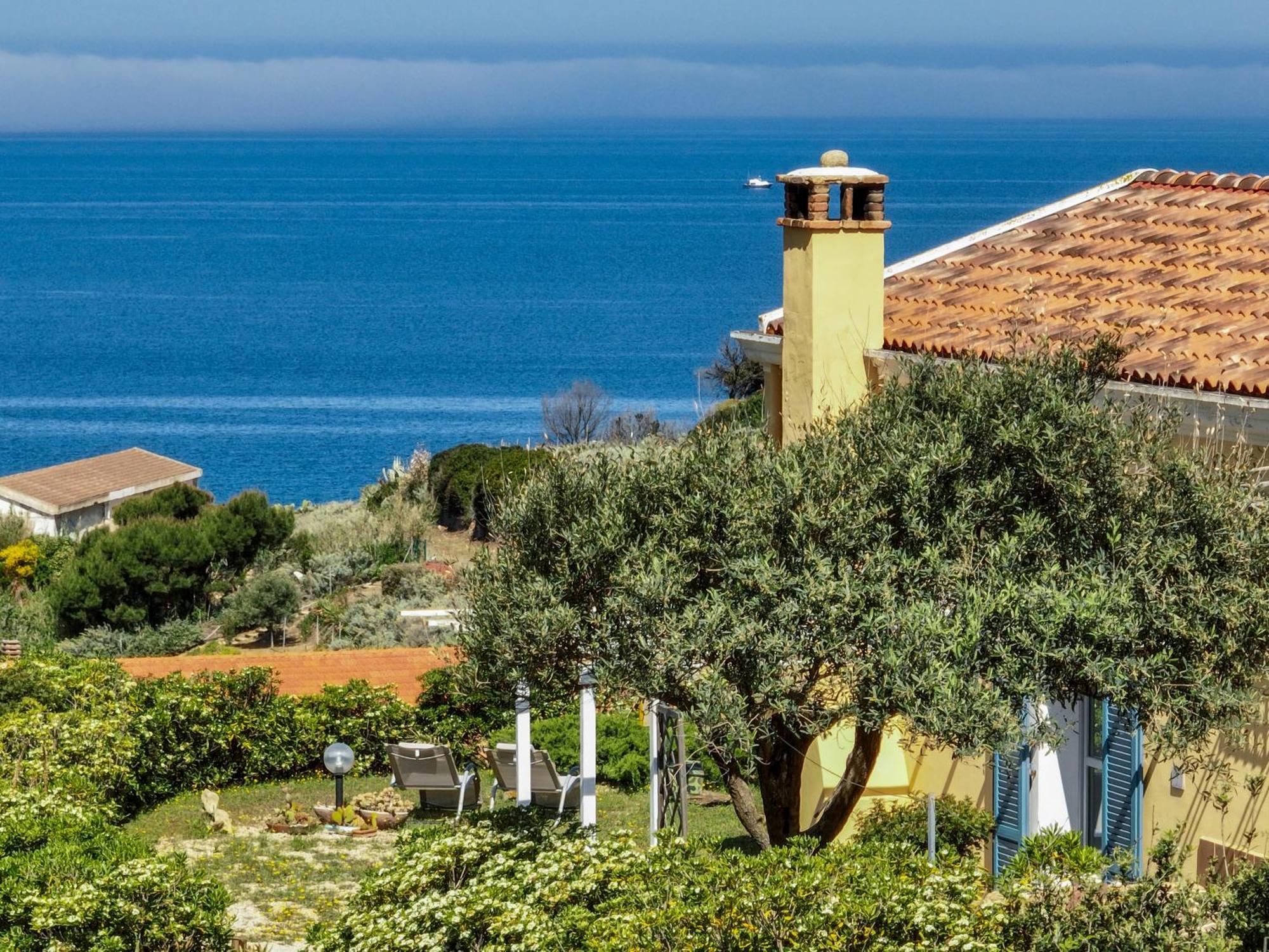 B&B Calata Di Soli Miniera dellʼArgentiera Zewnętrze zdjęcie